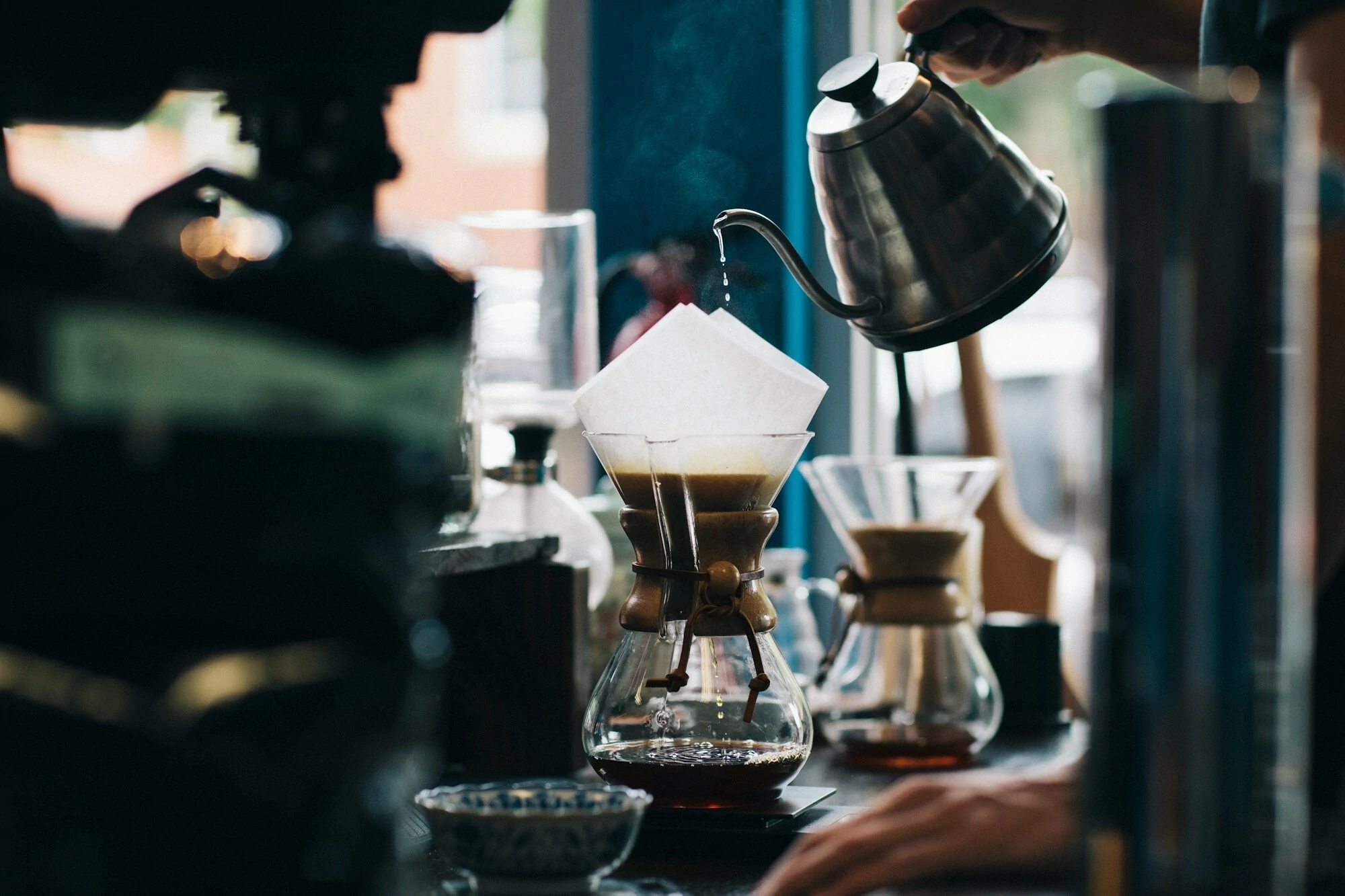 vous offre des cafés,
thé lors de votre entre a nos succursales de poupounne.com