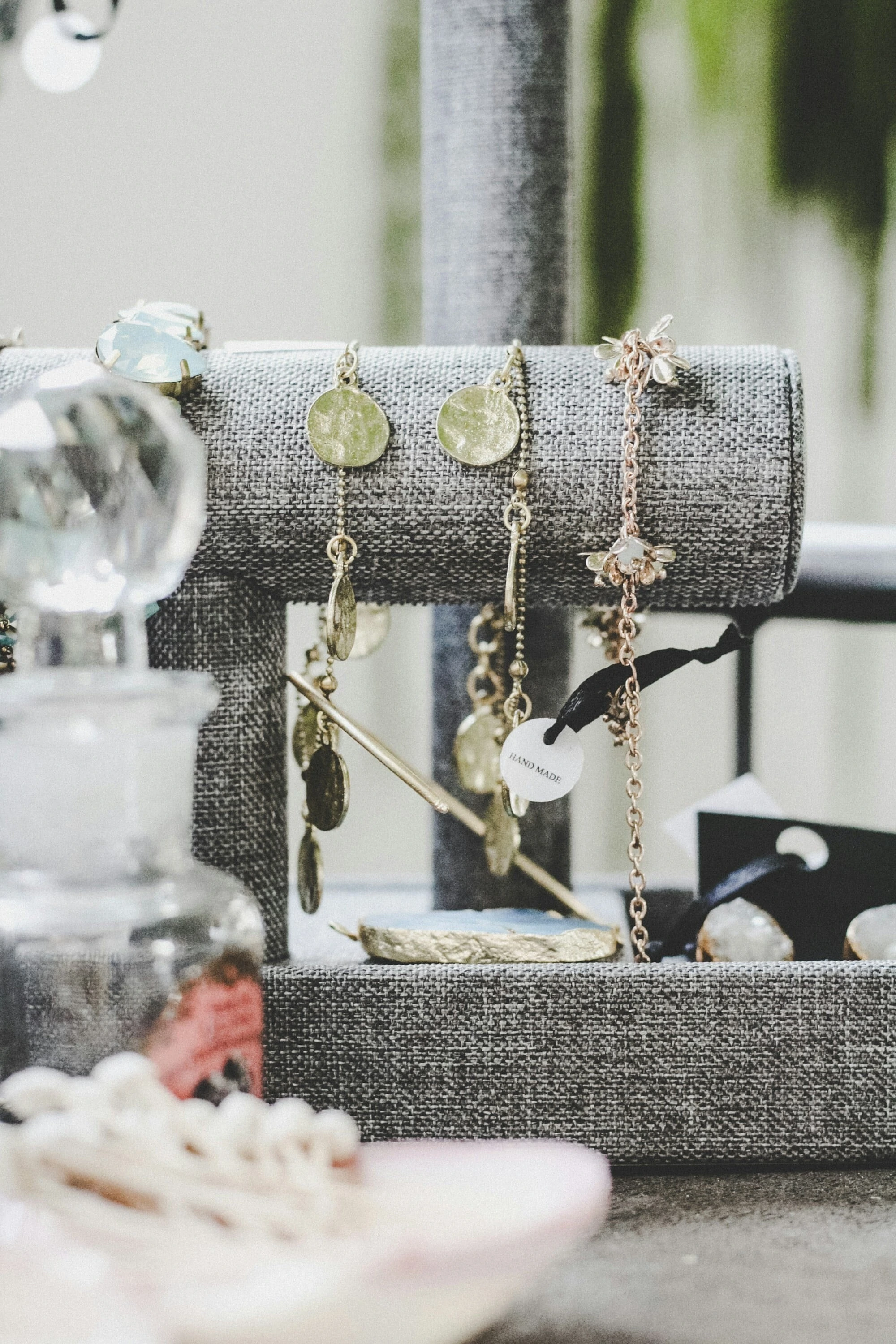 Venez acheter vos bijoux avec des rabais ou promotions dans nos succursales de poupounne.com
